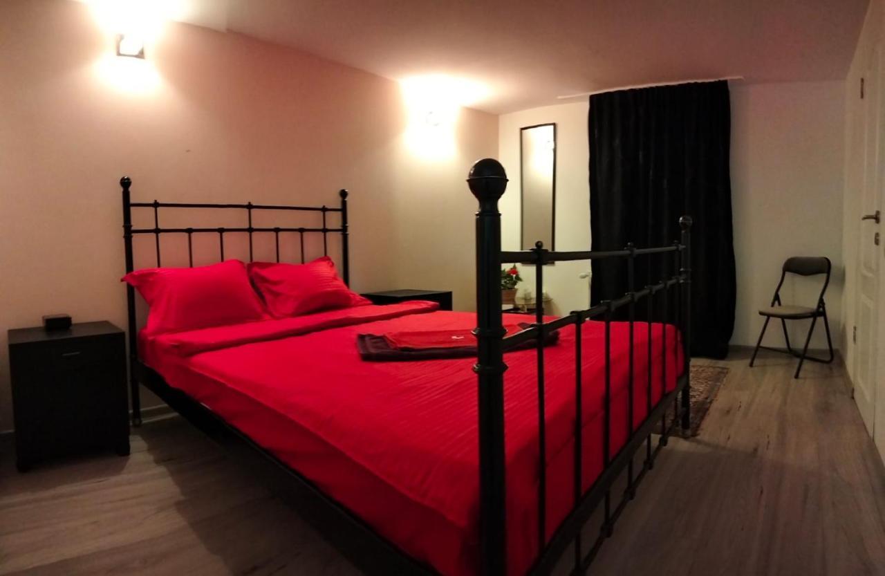 Doi Iepuri Apartment อาซูกา ภายนอก รูปภาพ